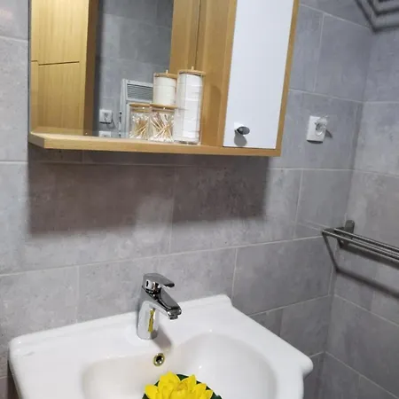 Centar 兹拉蒂博尔